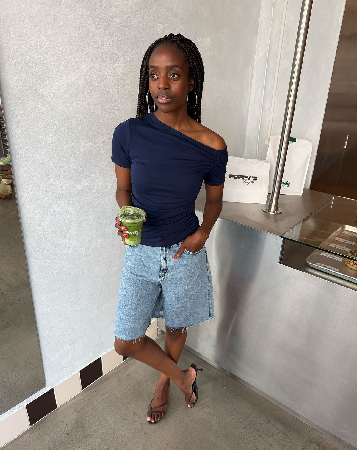 TAMAR OFF SHOULDER SHORT SLEEVE TOP MARINEBLAUW
