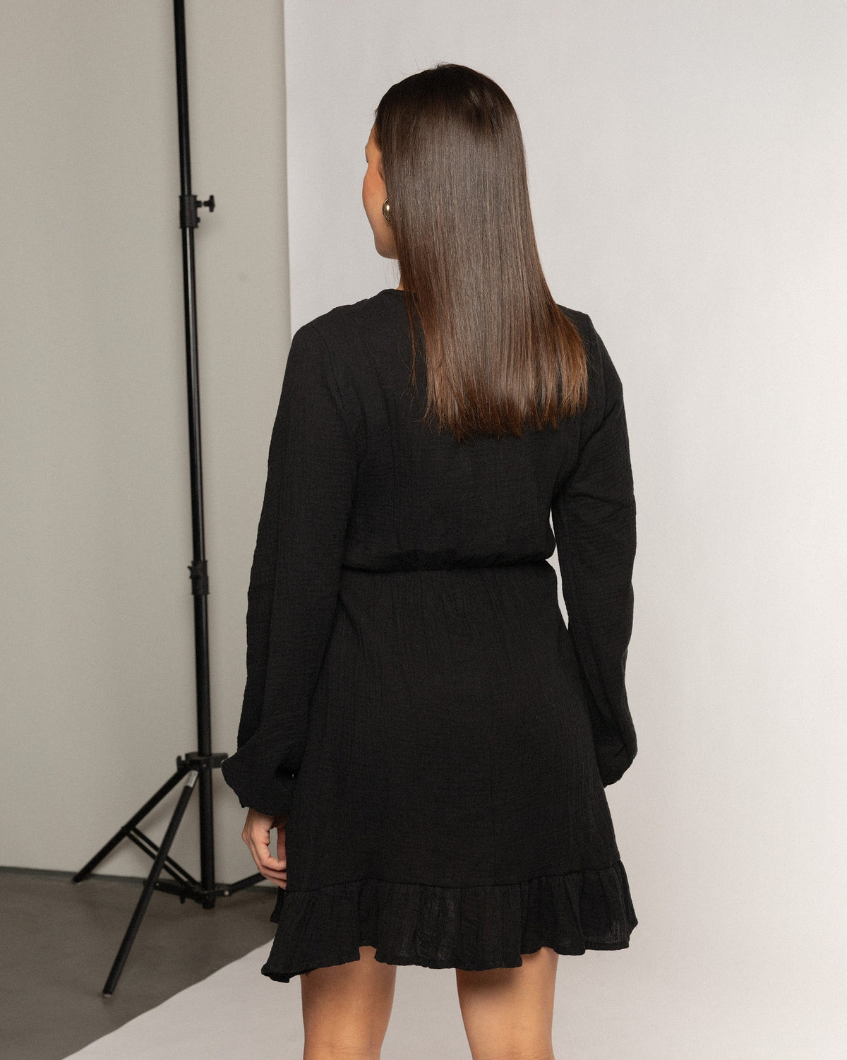 SAMMY MOUSSELINE RUFFLE DRESS ZWART