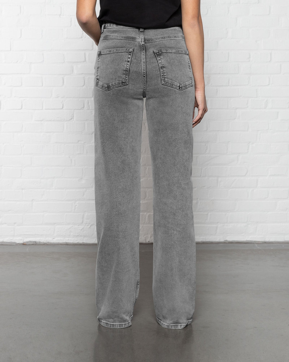 BOOTCUT JEANS LICHTGRIJS