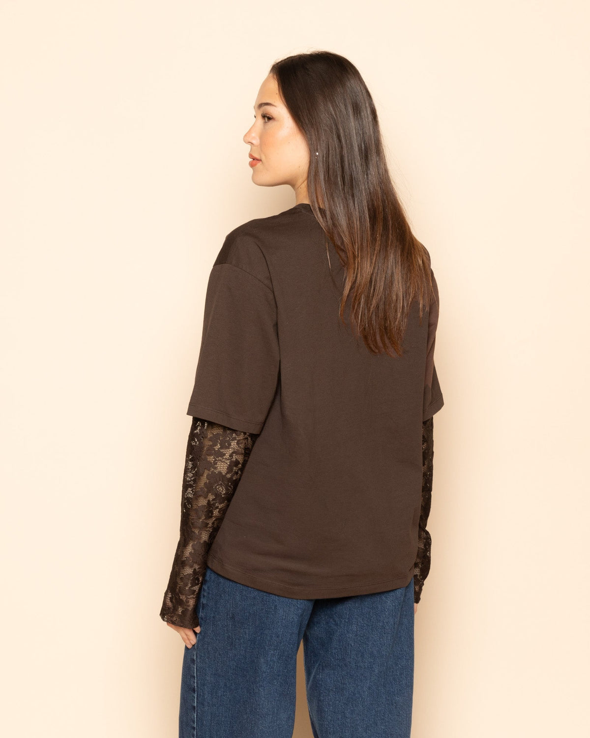 LACE LONG SLEEVE OVERSIZED TEE DONKERBRUIN