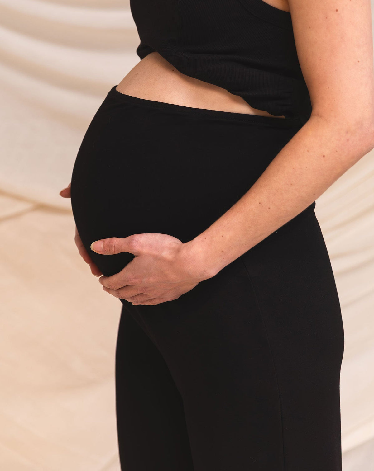 WIDE LEG PANTS MATERNITY PETITE ZWART