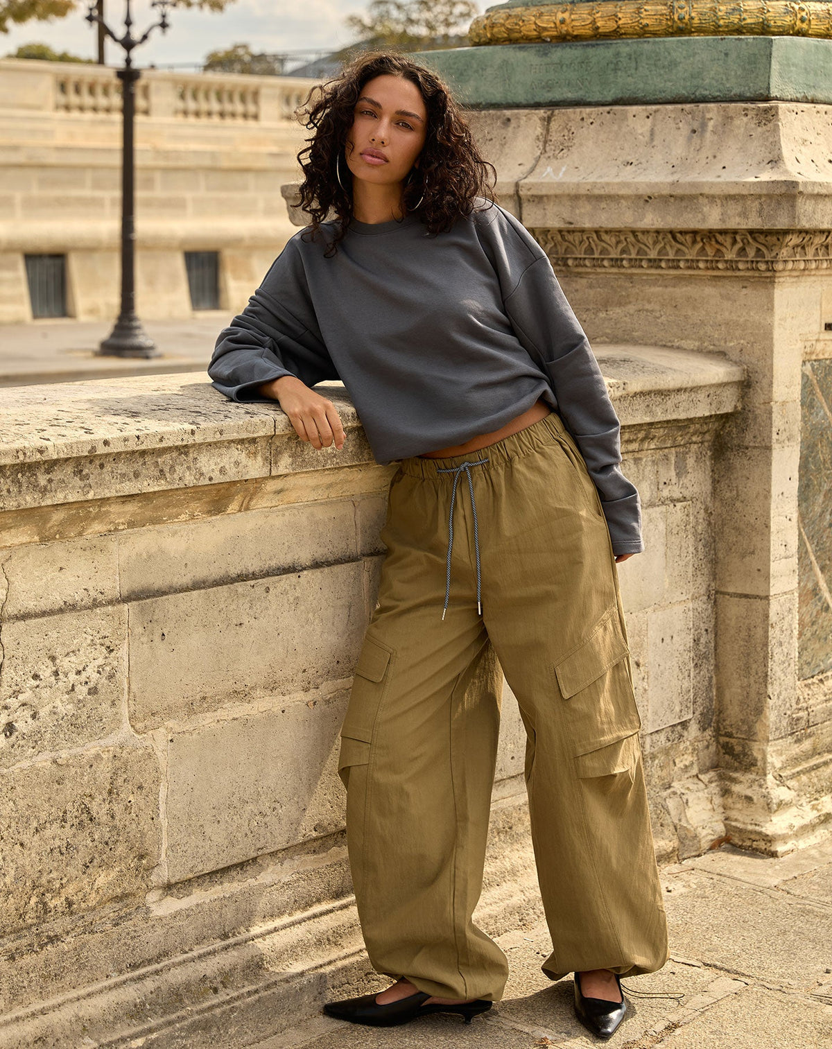 MERRIT BARREL CARGO PANTS TALL LICHT OLIJFGROEN