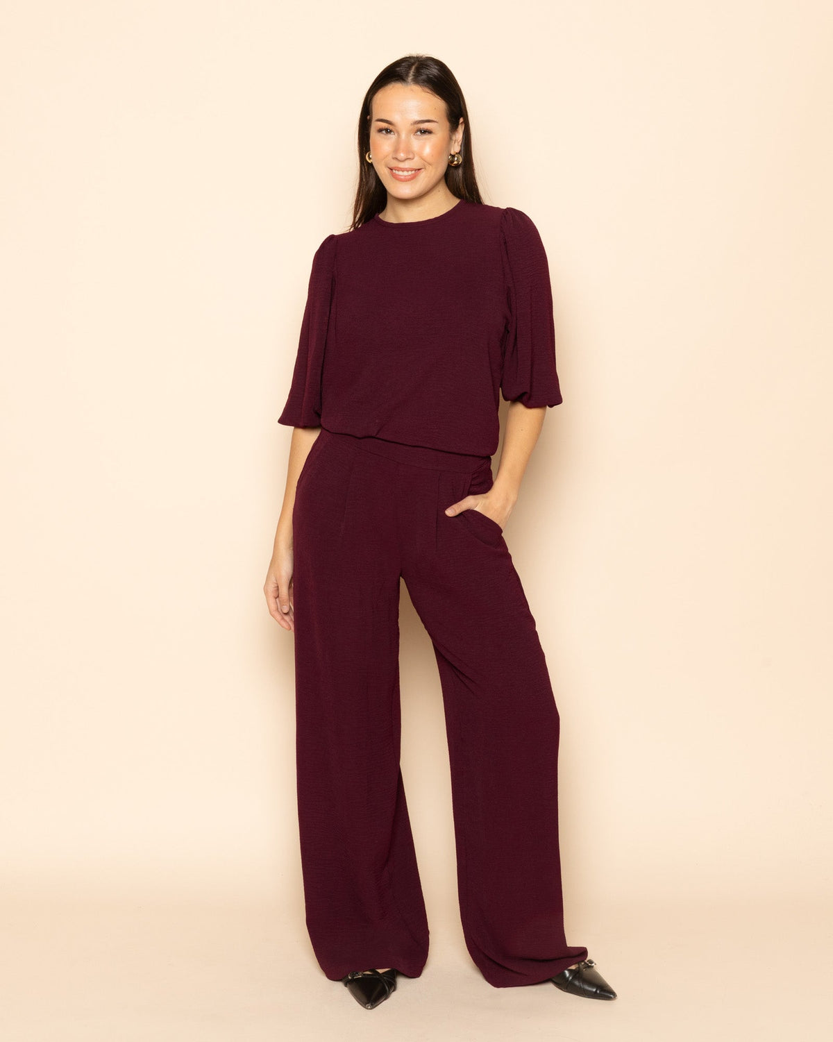 JULIE PANTALON DONKER BURGUNDY