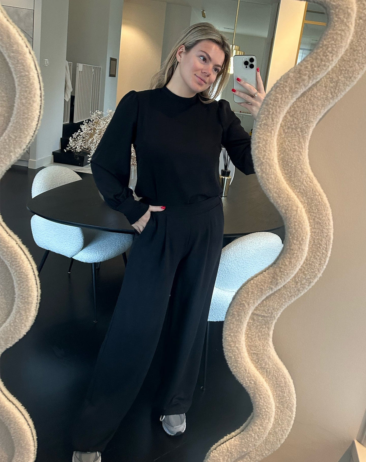 JULIE LONG SLEEVE TOP ZWART
