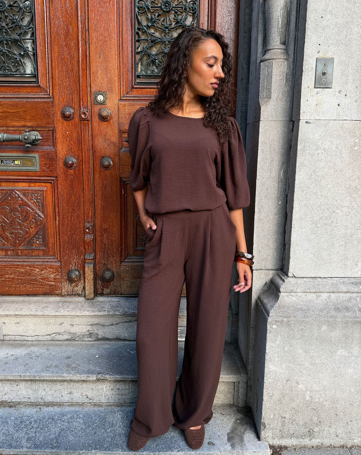 JULIE PUFF SLEEVE TOP CHOCOLADEBRUIN