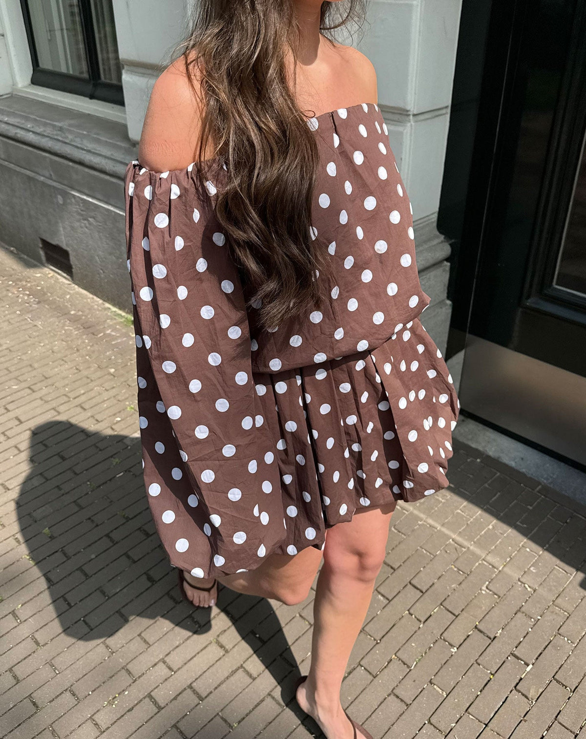 DOT BUBBLE HEM SKIRT BRUIN