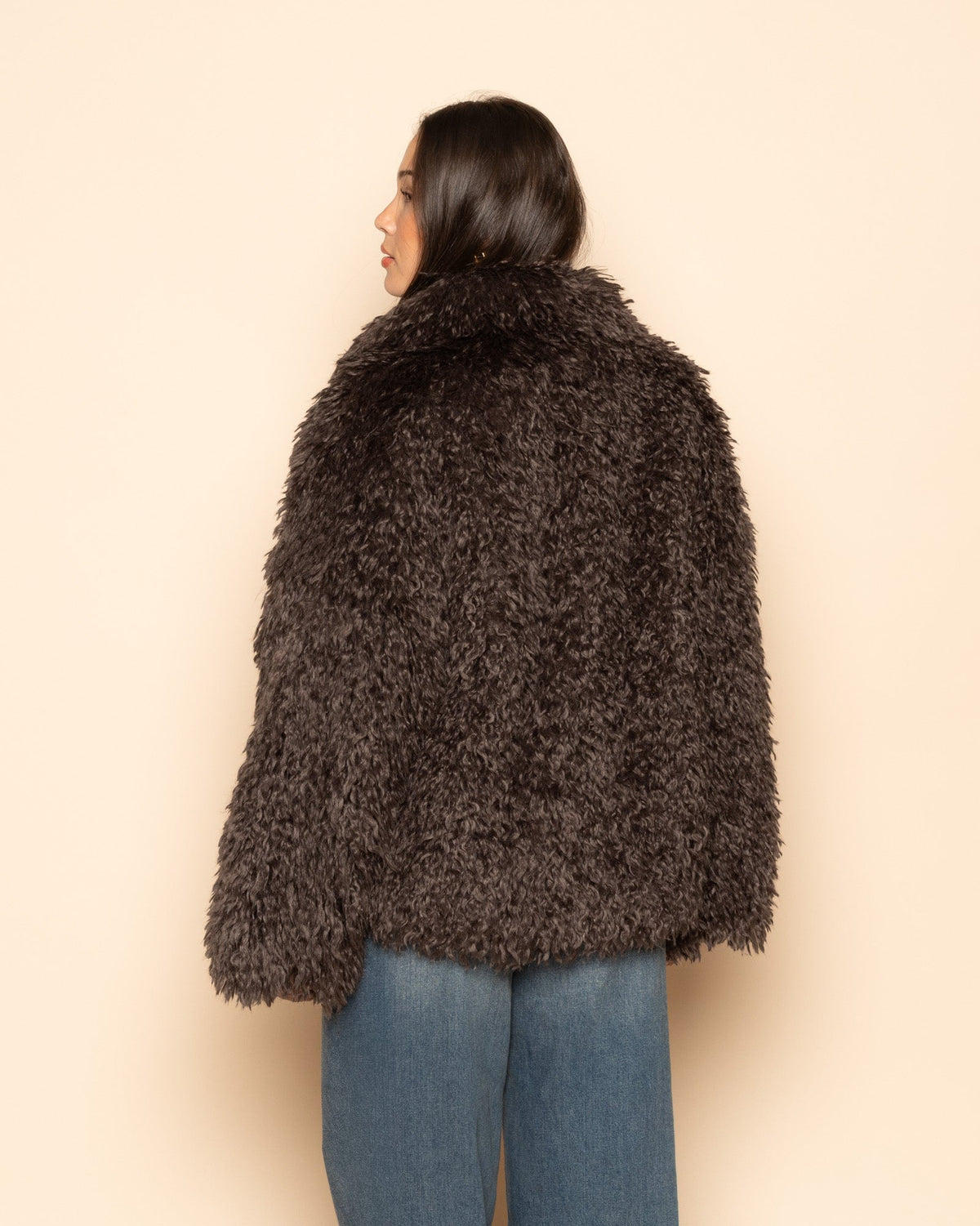 HAIRY COAT BRUIN