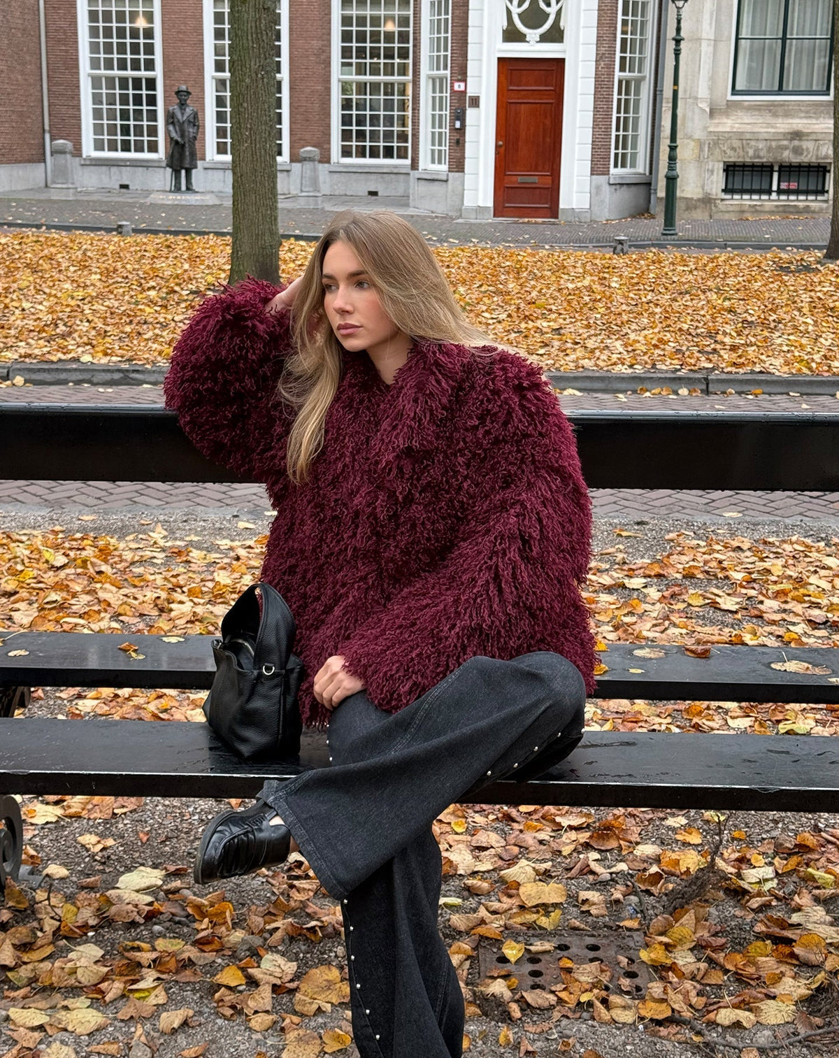 HAIRY COAT BURGUNDY