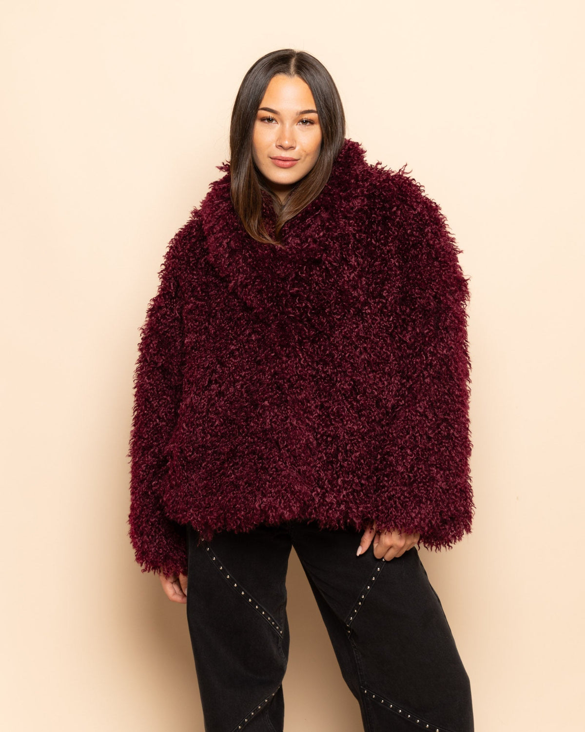 HAIRY COAT BURGUNDY