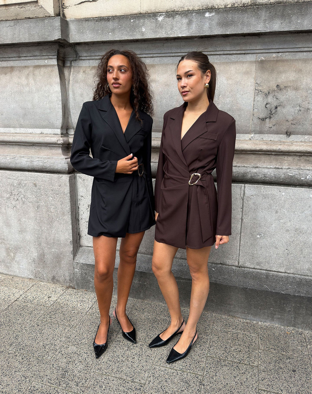 BUCKLE LONG SLEEVE PLAYSUIT ZWART