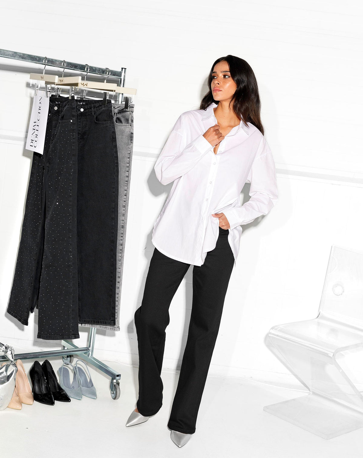 BOOTCUT JEANS ZWART