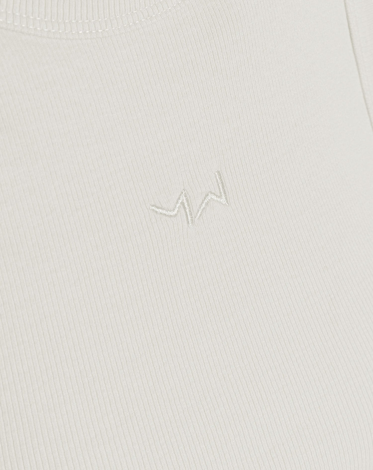 RACERBACK EMBROIDERY TOP CRÈME
