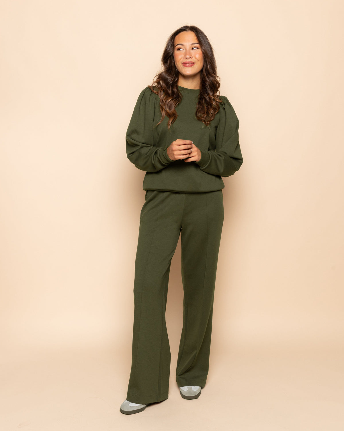 SCUBA PINTUCK PANTS PETITE LEGERGROEN