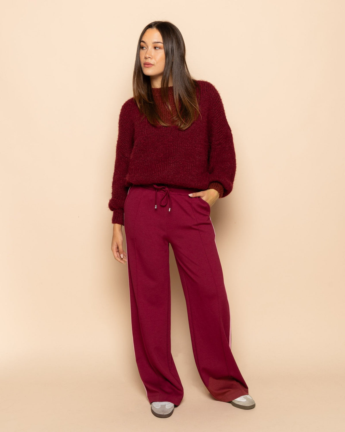 SCUBA PINTUCK TAPE PANTS TALL BURGUNDY