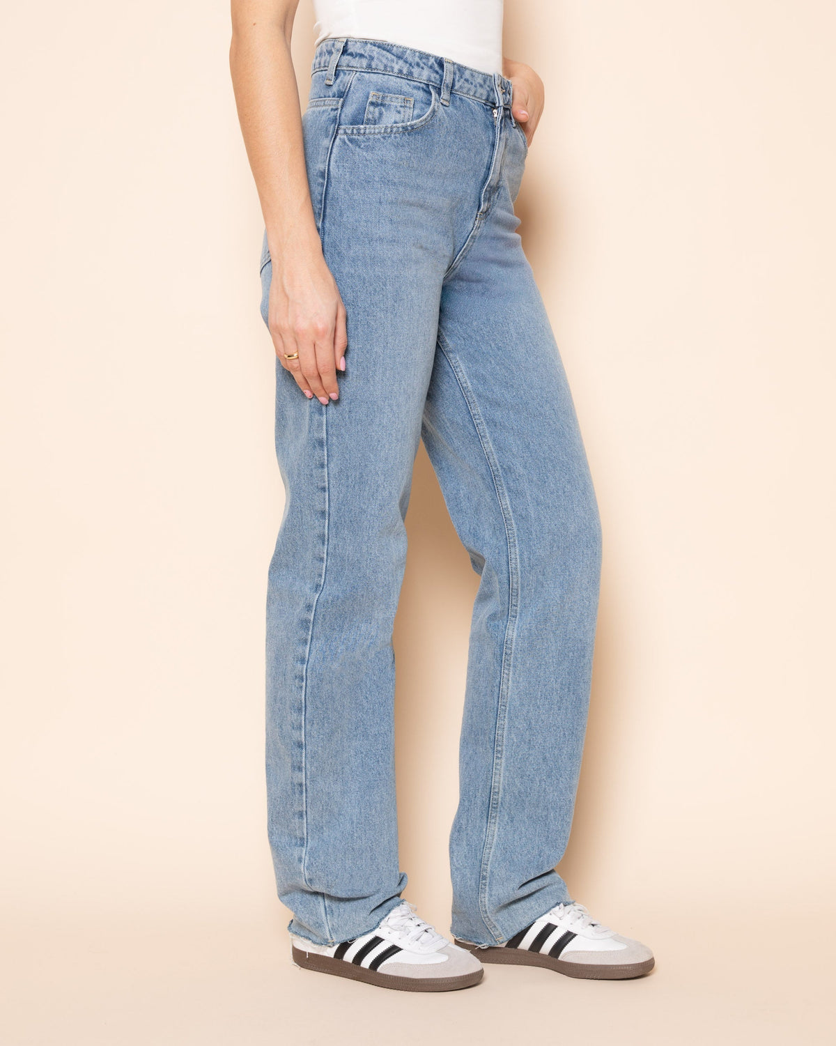 DENIM STRAIGHT LEG JEANS MID BLAUW