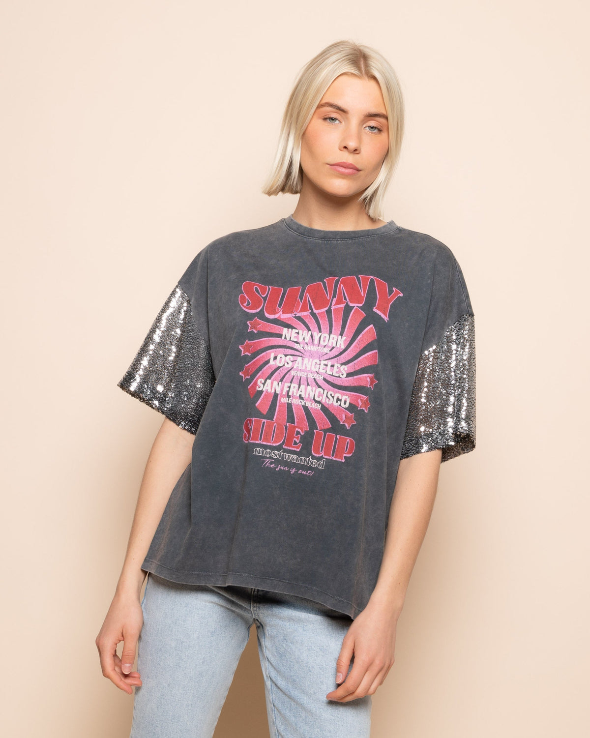 SUNNY SIDE UP SEQUIN OVERSIZED TEE GRIJS