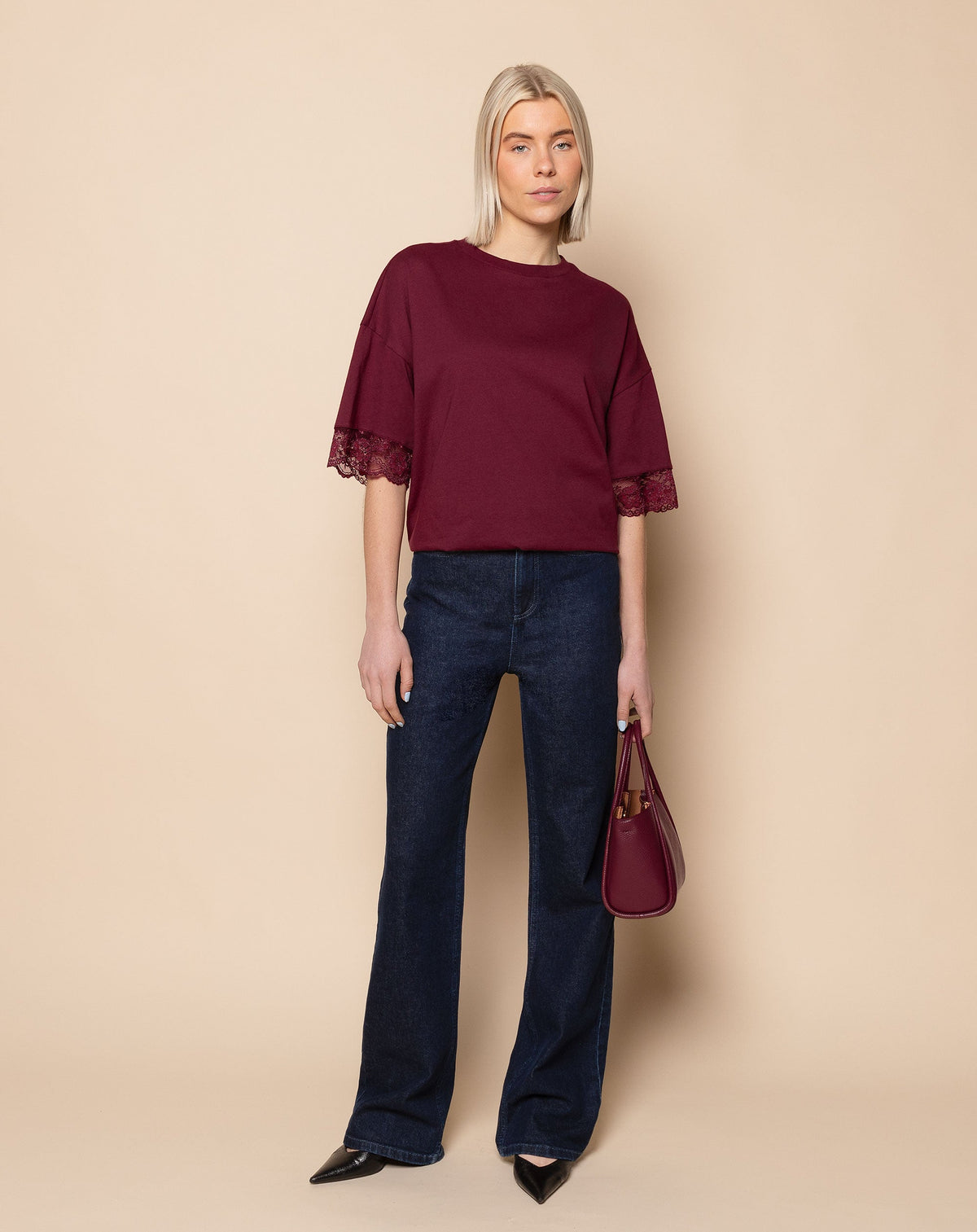 BOOTCUT JEANS DONKERBLAUW