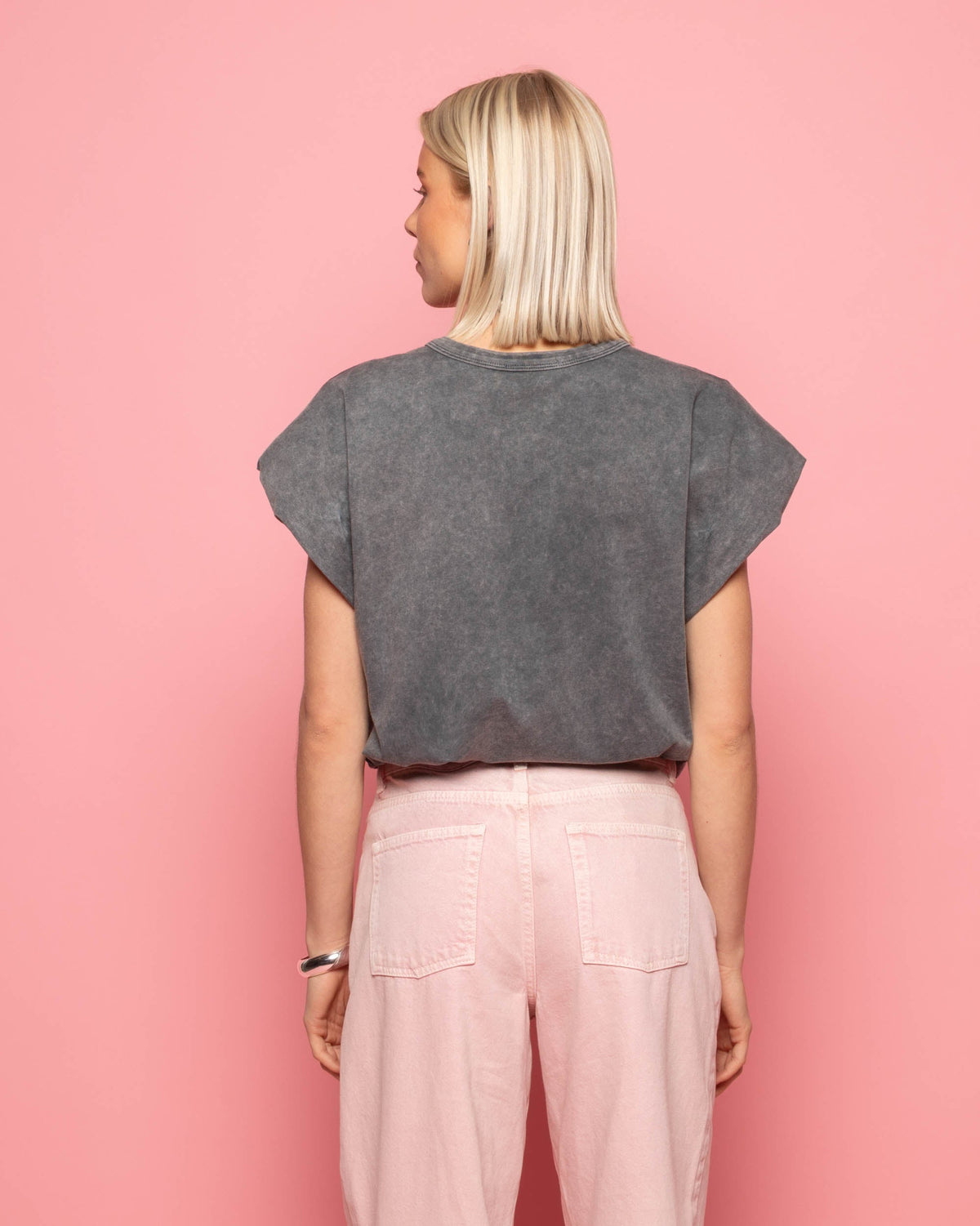 PADDED TEE ACID GRIJS
