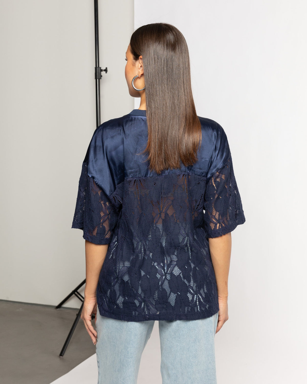 97 SATIN LACE OVERSIZED TEE MARINEBLAUW