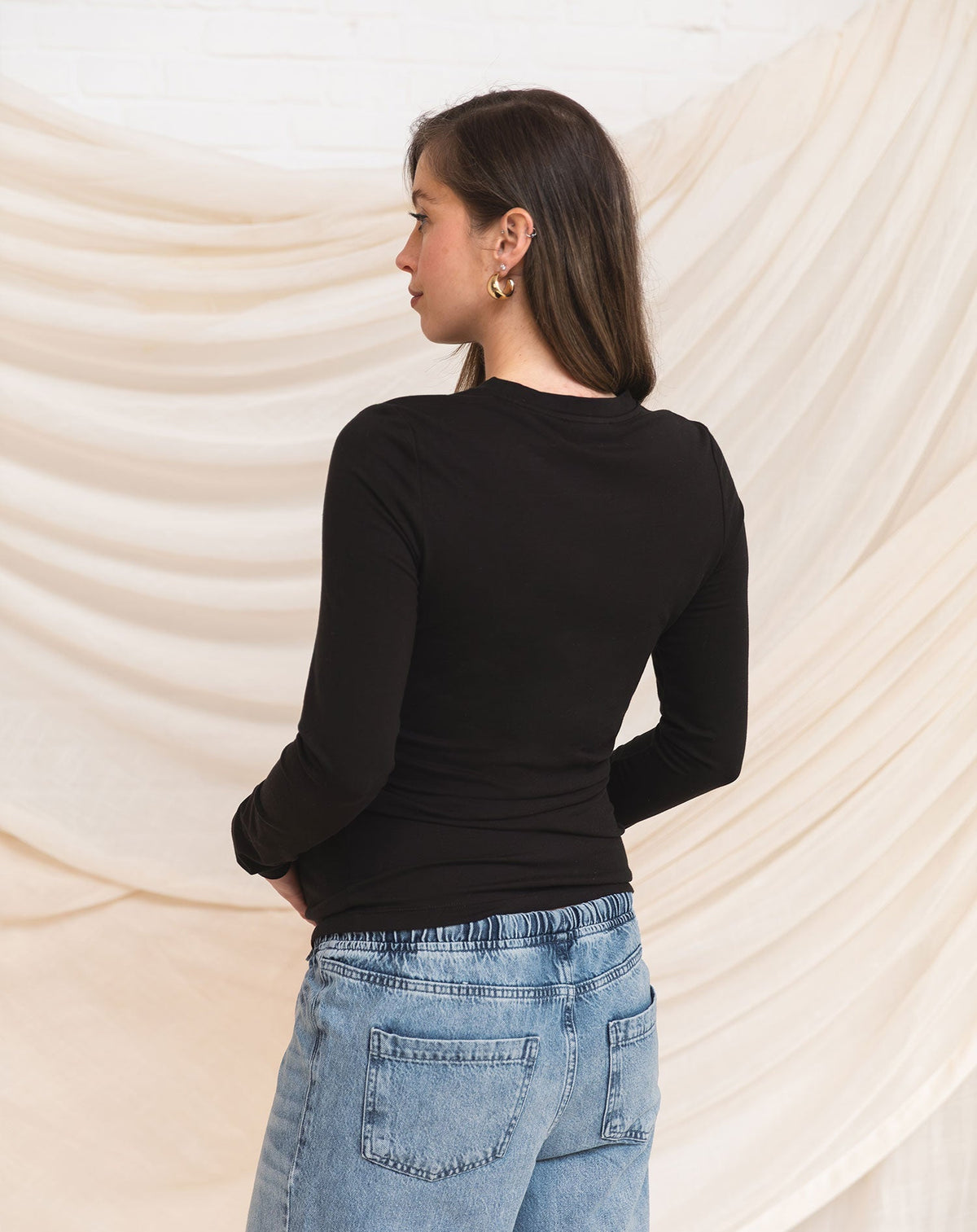 BASIC LONG SLEEVE FITTED TOP MATERNITY ZWART