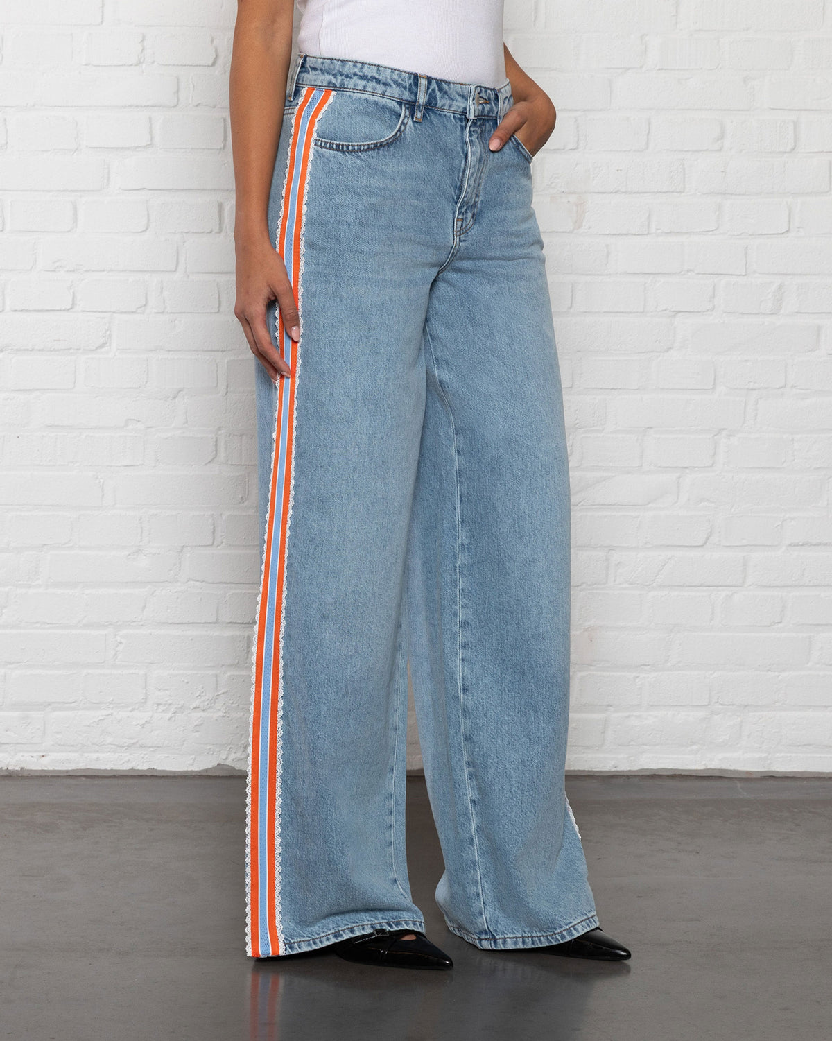 CROCHET TAPE WIDE LEG JEANS ORANJE