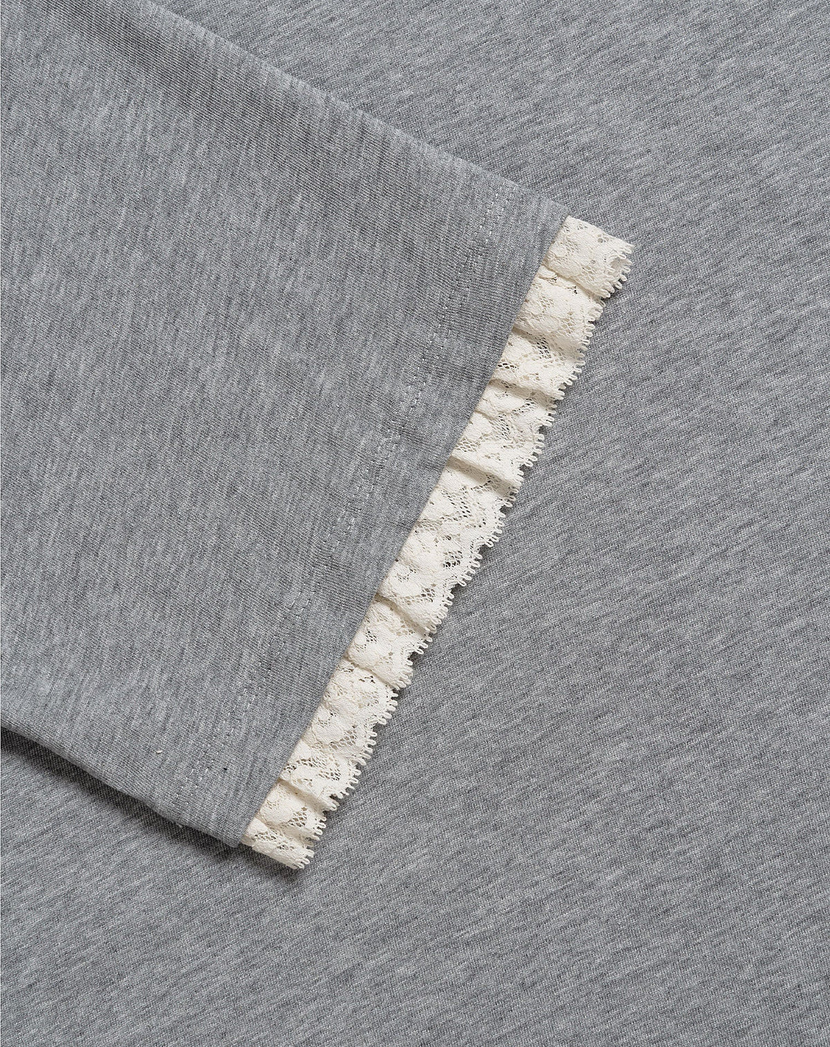 SHORT SLEEVE LACE CROPPED TEE GRIJS MELANGE